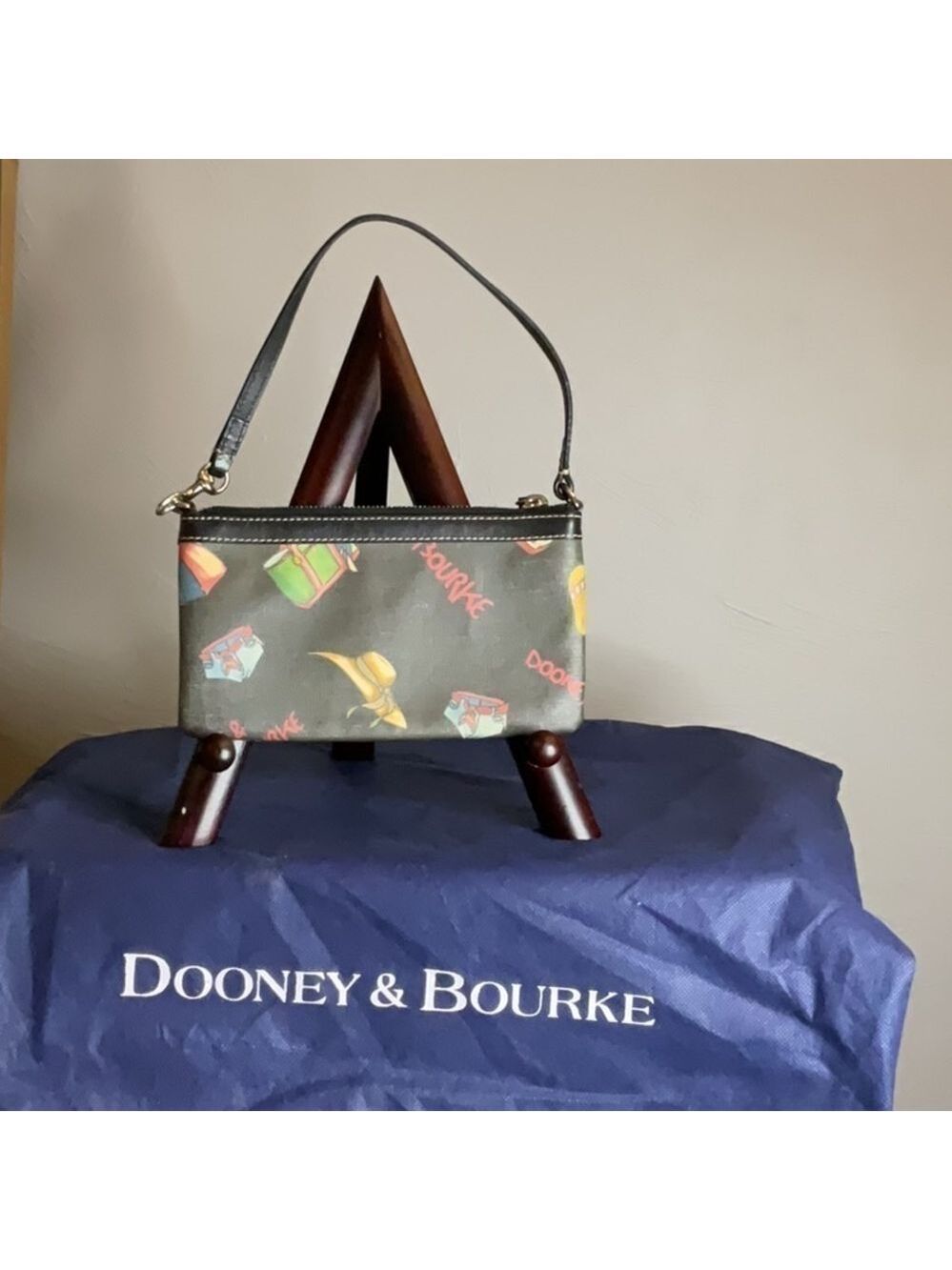 Dooney & Bourke Large Slim Wristlet - Picture 3 of 7